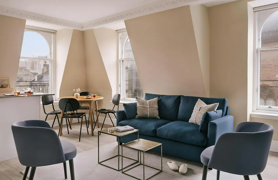 Thistle Suites Royal Garden Apartments-1
